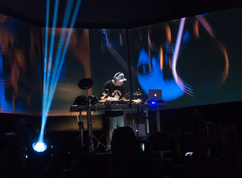 DJ Shadow